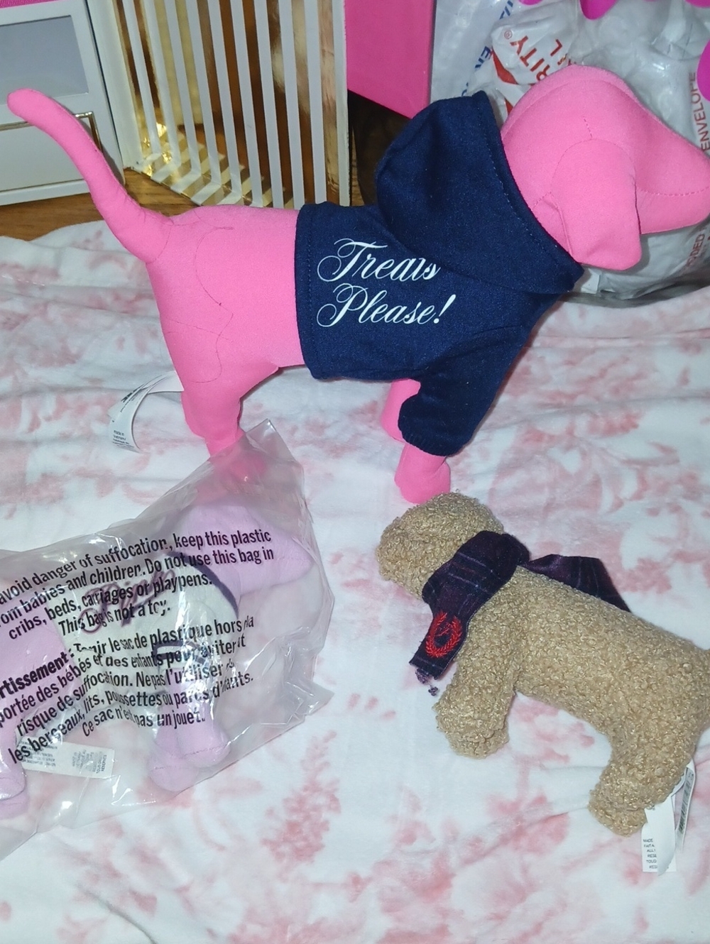 VS PINK Dog Bundle!